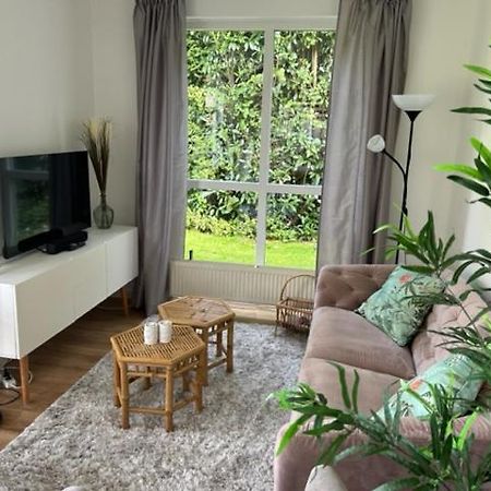 Gezellige Vakantiewoning Aan Het Water In Ewijk - Recreational Only No Workers Eksteriør bilde