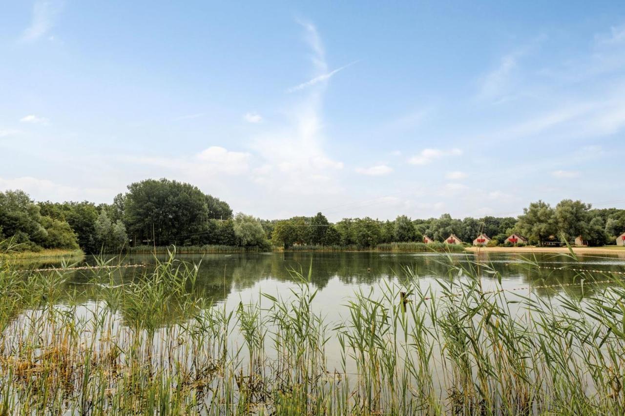 Gezellige Vakantiewoning Aan Het Water In Ewijk - Recreational Only No Workers Eksteriør bilde