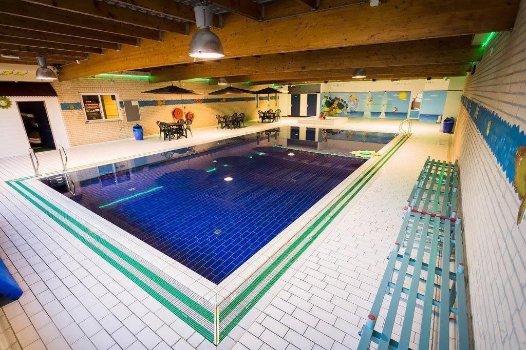Gezellige Vakantiewoning Aan Het Water In Ewijk - Recreational Only No Workers Eksteriør bilde